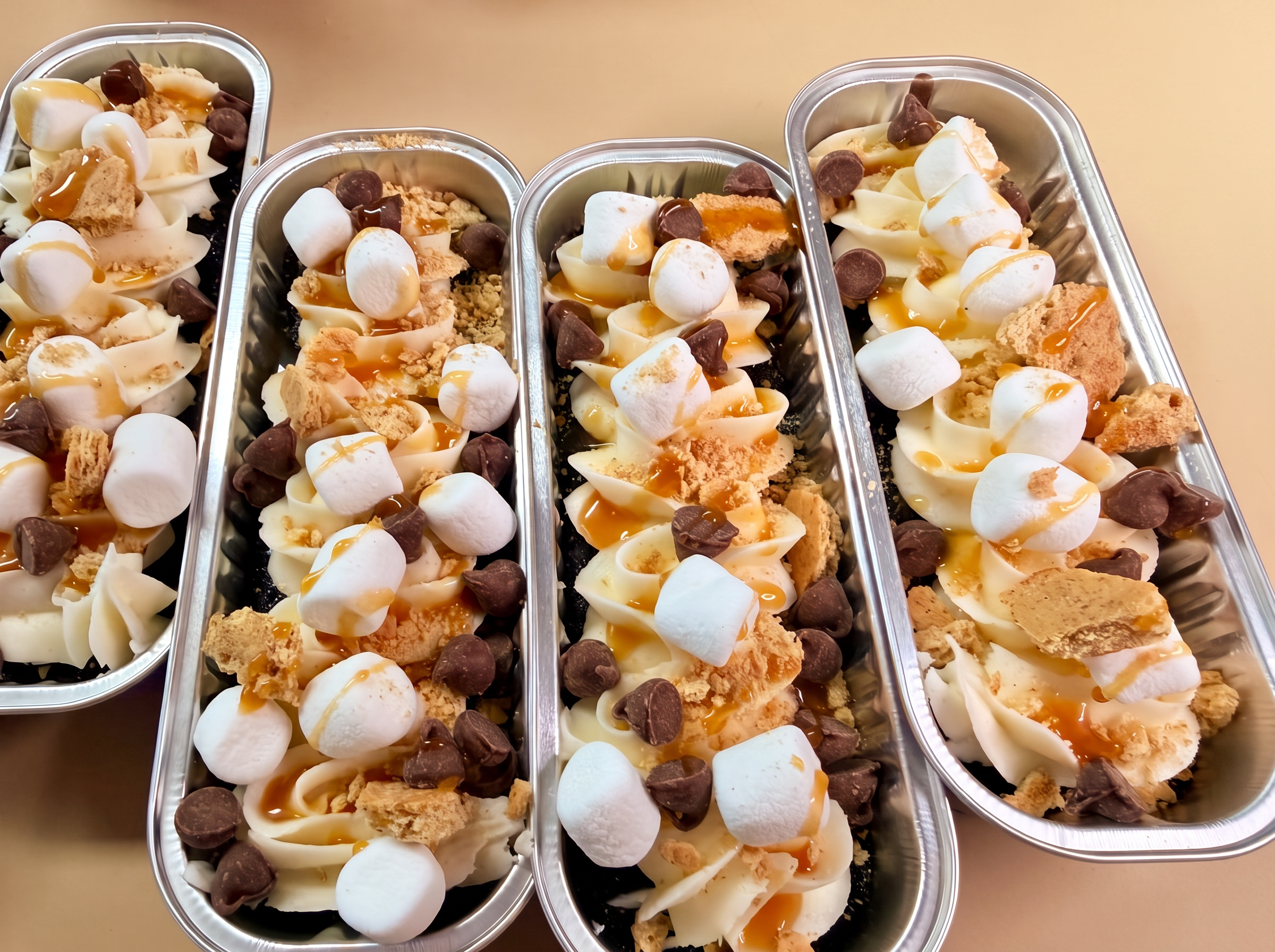 Campfire Crunch mini cake by Sweetly Built